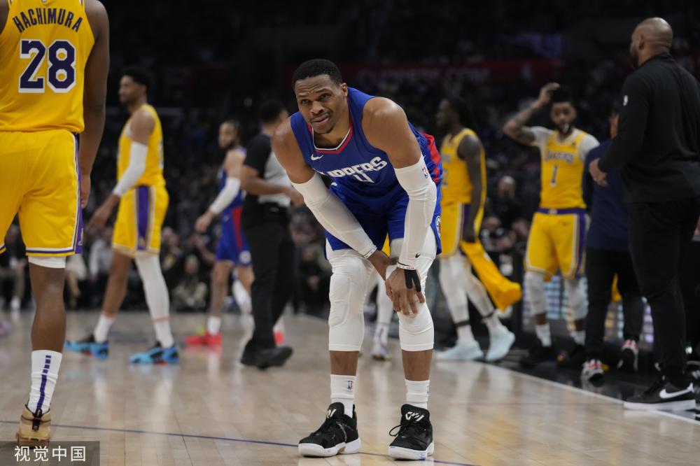 更提升了他 更提升了他